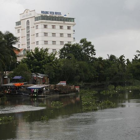 Hoang Yen Hotel Thuan An Exterior foto